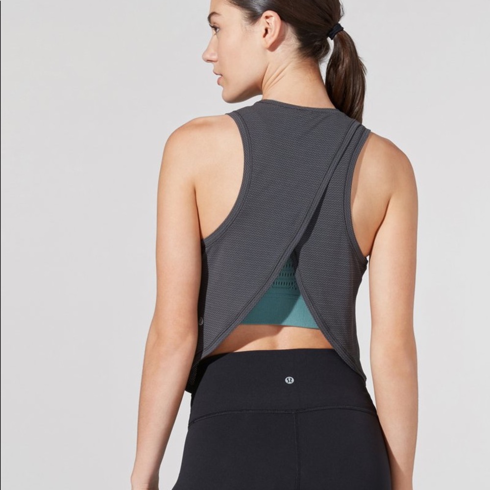 NWT Lululemon Fast As Light Tank *Mesh